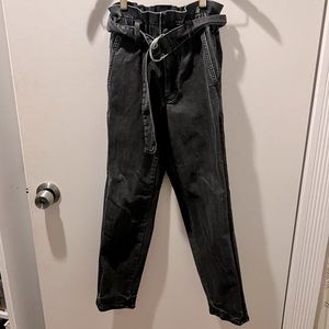 Express belted jeans